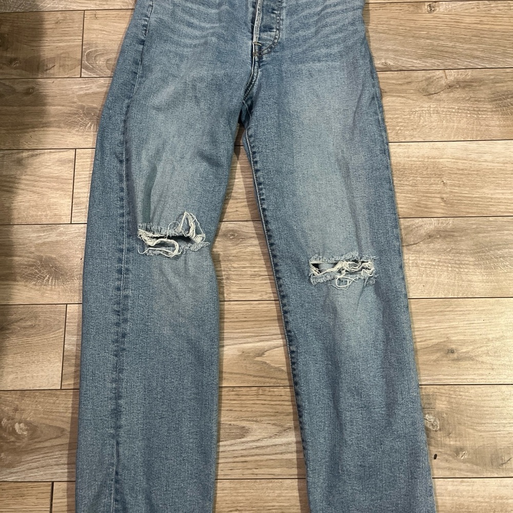 Levi's Women's Blue Straight Leg Jeans
